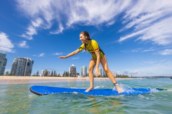 호주 골드코스트 서핑체험./사진 = 호주관광청