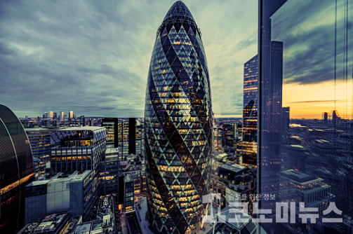 The Sterling in the Gherkin./사진=이다정