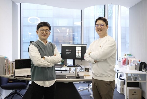 김준기(왼쪽), 손우진 아르티브 공동대표. / 사진 = 신한은행