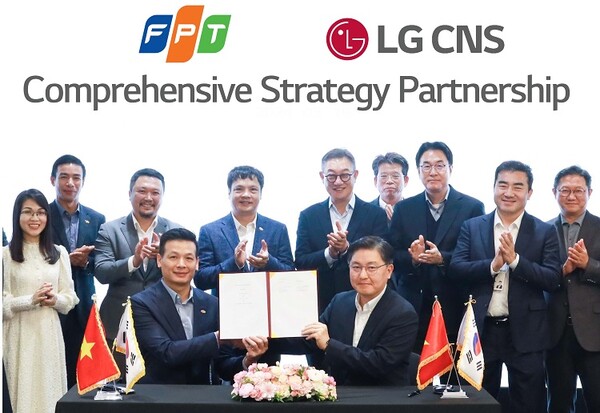 LG CNS가 마곡 LG CNS 본사에서 베트남 소재 글로벌 IT기업 FPT그룹과 비즈니스 협력을 위한 협약을 체결했다고 26일 밝혔다. / 사진 = LG CNS