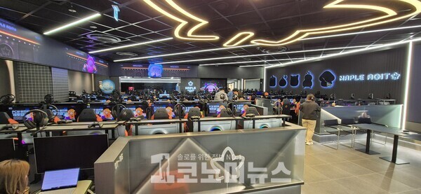 [현장+] 넥슨, 강남역 상설 PC방 '메이플 아지트' 오픈...IP 접점 확대 - 뉴스 썸네일 이미지