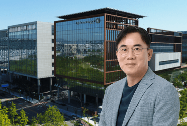[시험대 오른 정철동 매직 ①] 中 8.6세대 공세...투자 적기 놓친 LGD, 주... - 뉴스 썸네일 이미지
